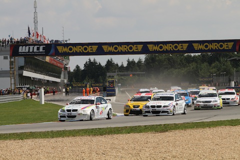 100801_wtcc_brno_start_race_2_480
